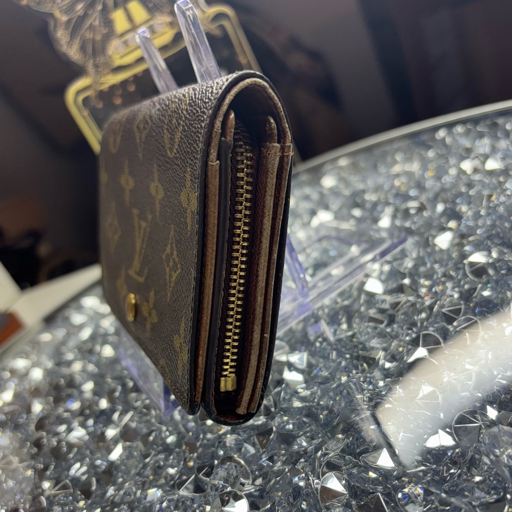 Louis Vuitton Monogram Porte Monnaie Tresor Wallet EUC - Picture 3 of 12